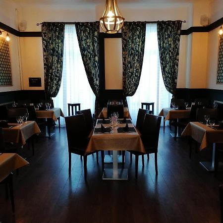 Hostellerie De La Quenoeuille Маркіз Екстер'єр фото